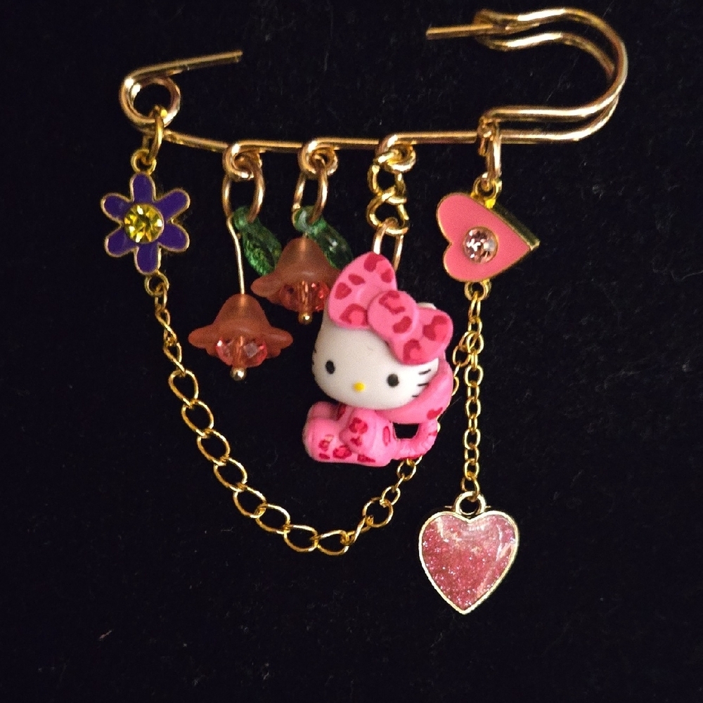 Hello Kitty Gold and Pink Jewelry Set with Charms